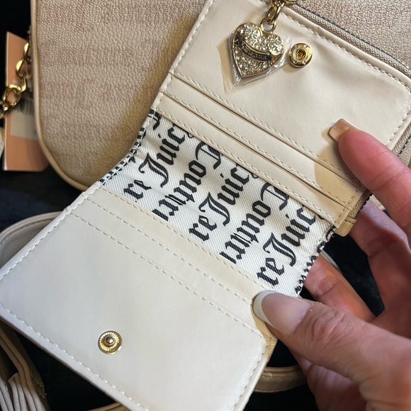 🤎🩷NWT-Juicy Couture Gothic Dots Cafe Bestsellers Camera Crossbody & wallet🤎🩷 - Picture 7 of 17